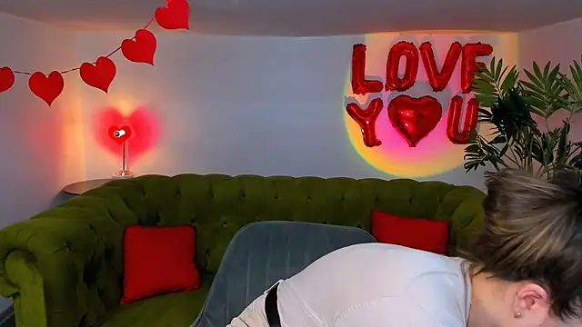  Sun Shy  online show from February 13, 1:05 pm