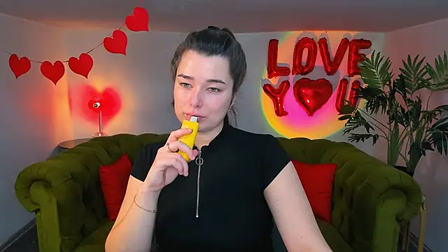  Sun Shy  online show from February 27, 1:17 pm