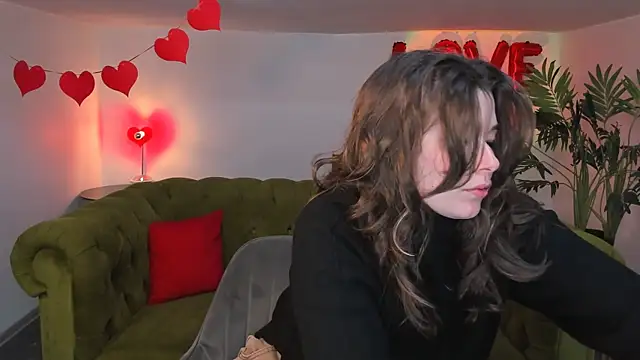  Sun Shy  online show from March 6, 1:14 pm