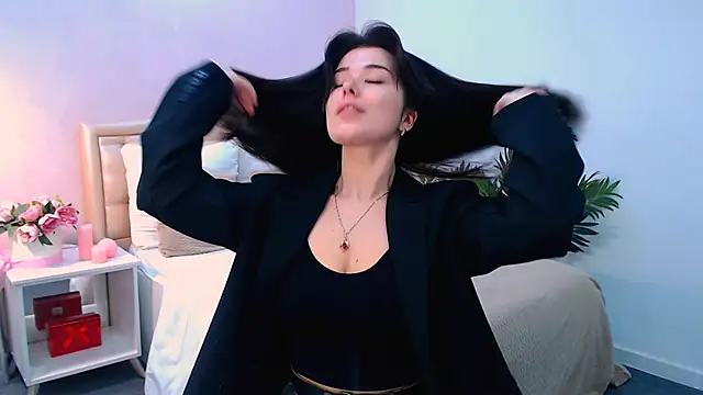  Sun Shy  online show from December 2, 1:17 pm