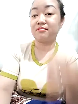 VyOanh2K online show from February 18, 5:20 am