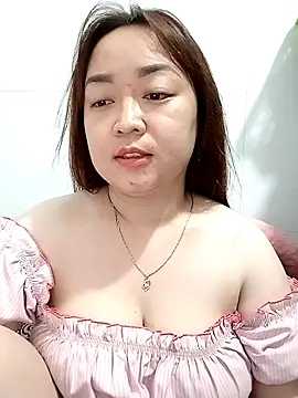 VyOanh2K online show from February 21, 4:59 pm