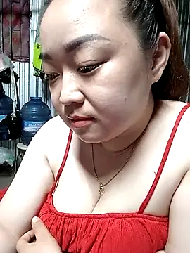 VyOanh2K online show from February 25, 1:28 pm