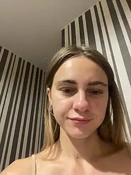 GraceTorrez online show from October 7, 3:42 pm