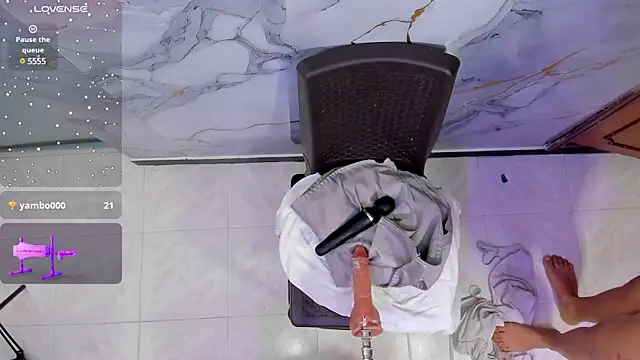 zyle boobs online show from March 23, 2:37 am