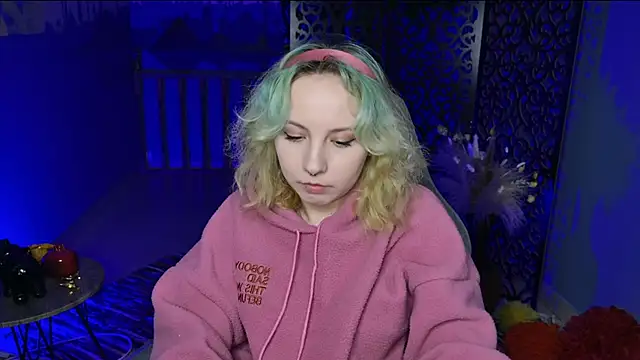 Snapshot of JasmineMilko chatting on January 9, 8:03 am JasmineMilko online show from January 9, 8:03 am