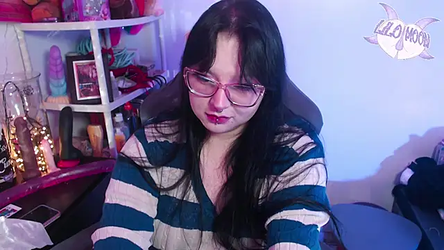LiloMoon69 online show from January 4, 2:14 am