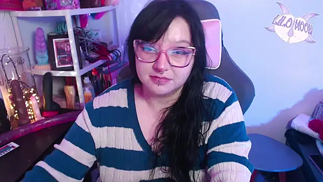 LiloMoon69 online show from January 4, 5:16 am