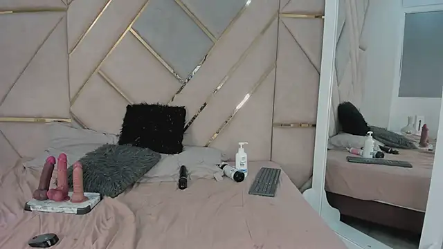 Daddysgirl1  online show from January 28, 8:57 am