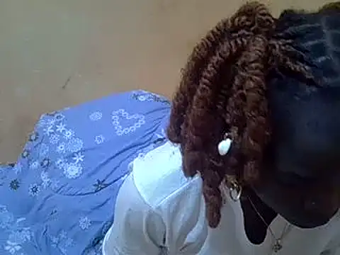 pretty vivy online show from February 23, 1:53 pm