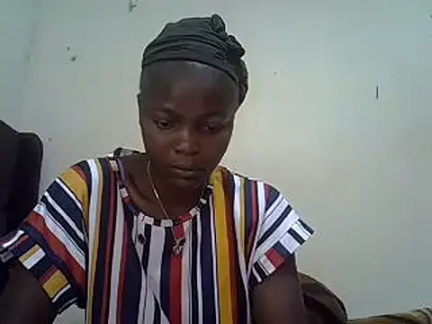 pretty vivy online show from March 18, 9:52 am