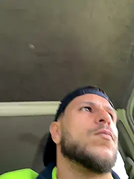 Snapshot of yayaya55598 chatting on November 18, 4:00 pm yayaya55598 online show from November 18, 4:00 pm