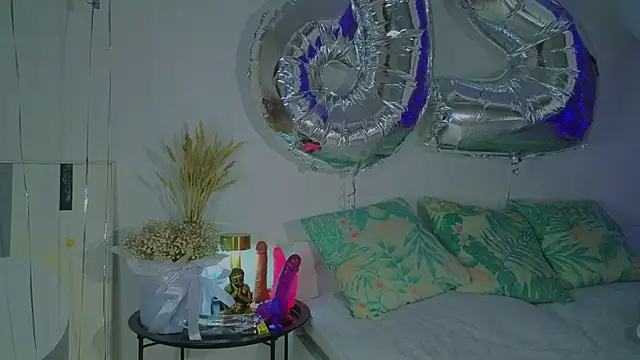 Snapshot of ta_daam chatting on January 5, 2:30 pm ta daam online show from January 5, 2:30 pm