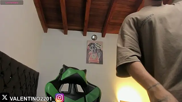 Valentino Xander online show from November 10, 12:09 am