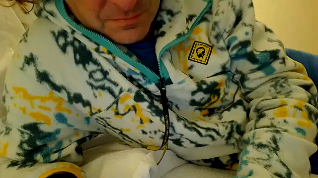 costanza7070 online show from March 13, 5:33 am