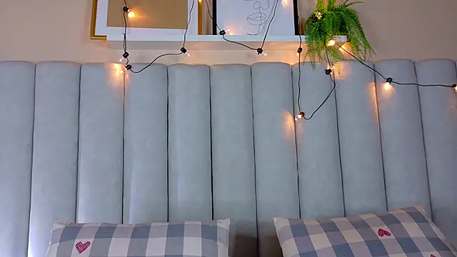 EngelStone online show from October 29, 8:10 pm