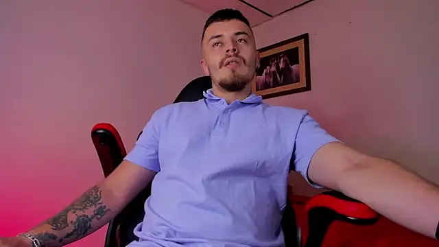 Snapshot of james_connor2 chatting on January 28, 6:49 pm james connor2 online show from January 28, 6:49 pm