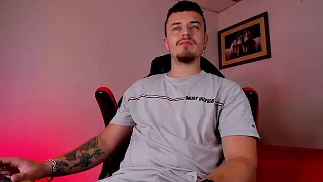 Snapshot of james_connor2 chatting on February 12, 6:40 pm james connor2 online show from February 12, 6:40 pm