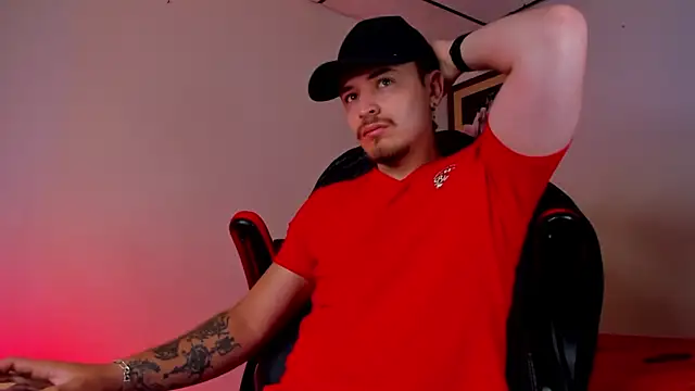 Snapshot of james_connor2 chatting on February 16, 2:21 pm james connor2 online show from February 16, 2:21 pm