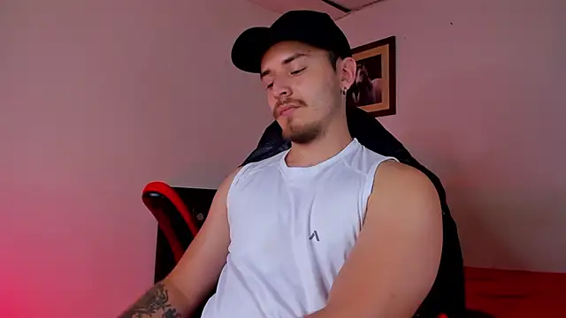 Snapshot of james_connor2 chatting on February 20, 6:57 pm james connor2 online show from February 20, 6:57 pm