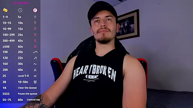 Snapshot of james_connor2 chatting on February 23, 10:42 pm james connor2 online show from February 23, 10:42 pm