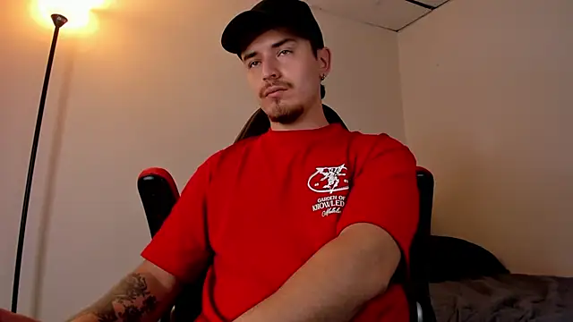 Snapshot of james_connor2 chatting on March 3, 6:55 pm james connor2 online show from March 3, 6:55 pm