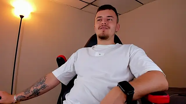 Snapshot of james_connor2 chatting on March 21, 7:13 pm james connor2 online show from March 21, 7:13 pm