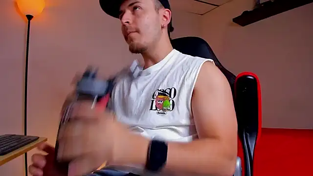 Snapshot of james_connor2 chatting on September 15, 6:41 pm james connor2 online show from September 15, 6:41 pm