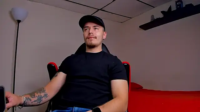 Snapshot of james_connor2 chatting on September 30, 7:08 pm james connor2 online show from September 30, 7:08 pm