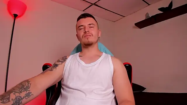 Snapshot of james_connor2 chatting on October 26, 4:35 pm james connor2 online show from October 26, 4:35 pm