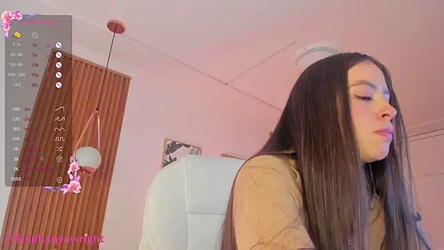 Snapshot of TiffanyWright chatting on February 10, 4:14 pm TiffanyWright online show from February 10, 4:14 pm