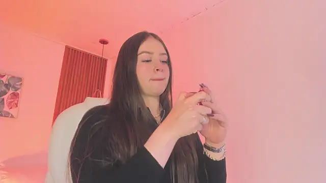 Snapshot of TiffanyWright chatting on November 30, 1:26 pm TiffanyWright online show from November 30, 1:26 pm