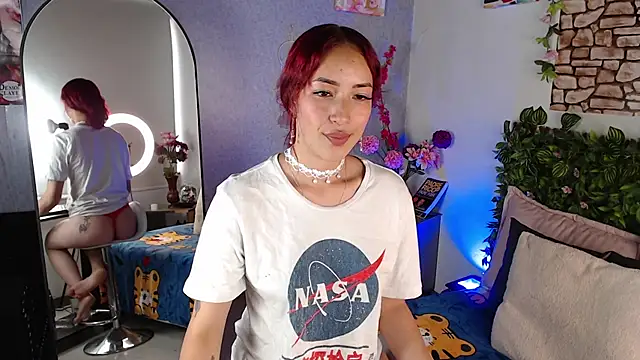 Cassie fletcher  online show from December 26, 6:01 pm