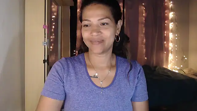 makennaa  online show from September 11, 10:04 am