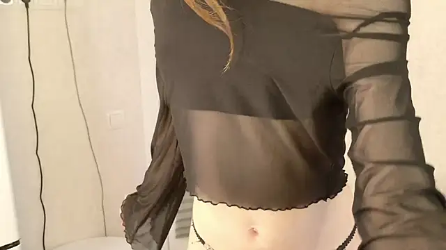 Snapshot of Skinny_Sex_Sissy chatting on March 6, 9:36 am Skinny Sex Sissy online show from March 6, 9:36 am