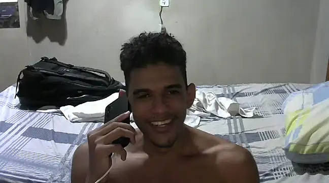 Snapshot of RenziTatte chatting on March 1, 5:09 am RenziTatte online show from March 1, 5:09 am