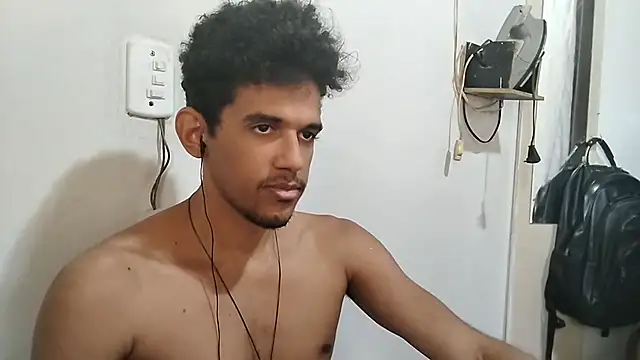 Snapshot of RenziTatte chatting on October 12, 3:11 pm RenziTatte online show from October 12, 3:11 pm