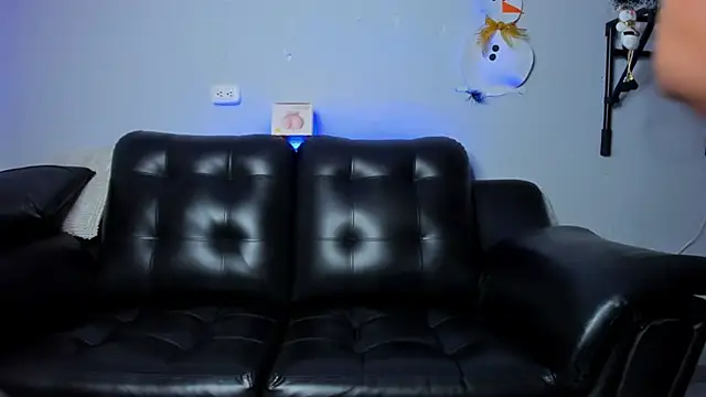 Rob saenz  online show from December 26, 5:19 pm