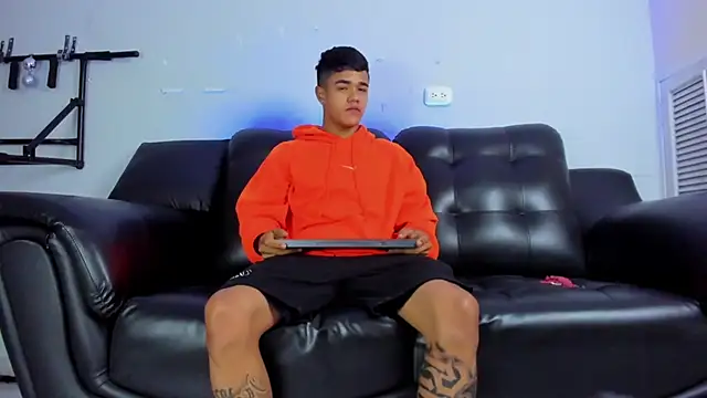 Rob saenz  online show from January 15, 12:58 pm