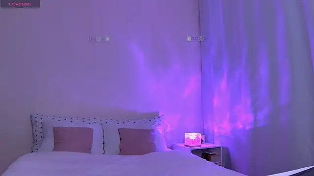 Snapshot of StacyWorry chatting on October 17, 2:26 am StacyWorry online show from October 17, 2:26 am