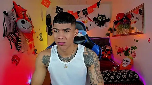 Damian latinxxx online show from October 30, 3:08 am