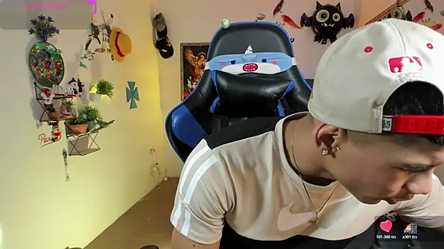 Damian latinxxx online show from November 10, 3:05 am