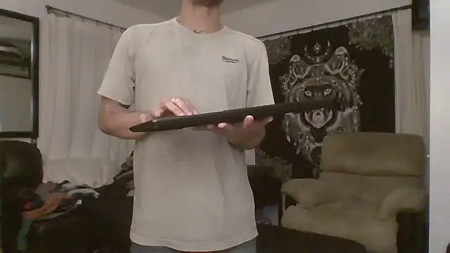 JohnnyDeep187 online show from December 13, 7:15 am