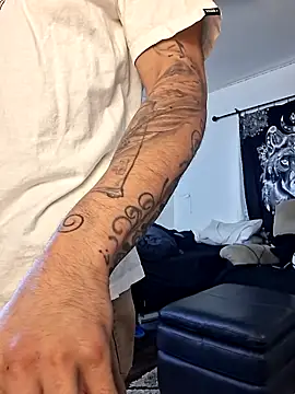 JohnnyDeep187 online show from October 5, 11:57 pm