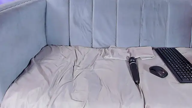 Isabellsmmith online show from February 21, 3:34 am