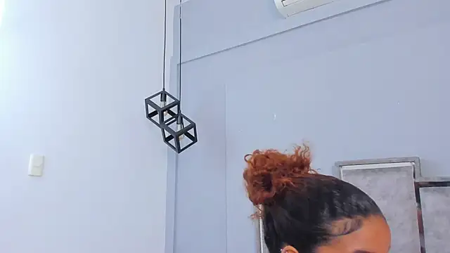 Isabellsmmith online show from March 22, 3:52 am