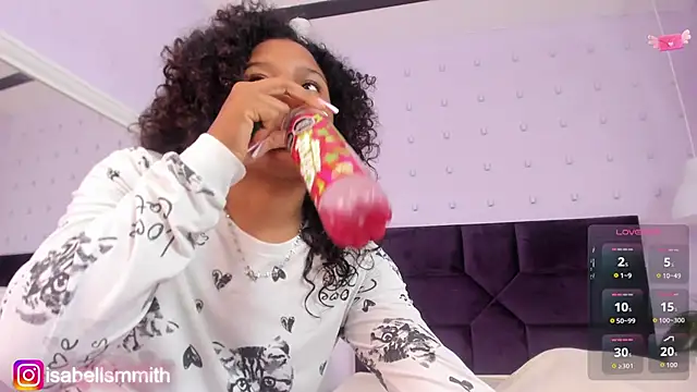 Isabellsmmith online show from November 26, 11:55 am