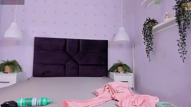 Isabellsmmith online show from November 28, 11:46 am