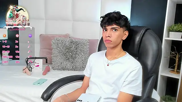 Santy carrington online show from December 27, 10:16 pm