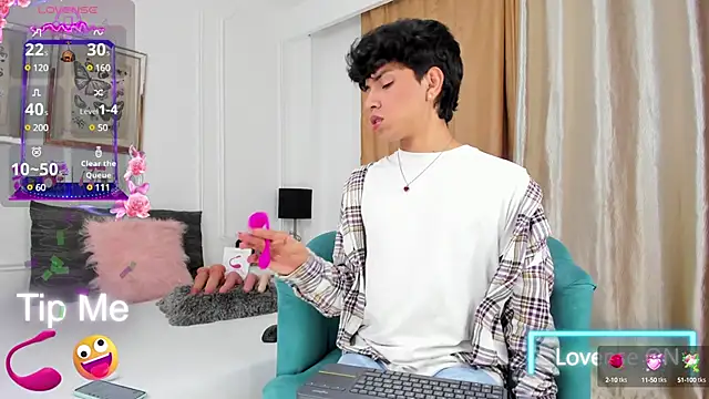 Santy carrington online show from February 13, 10:54 pm